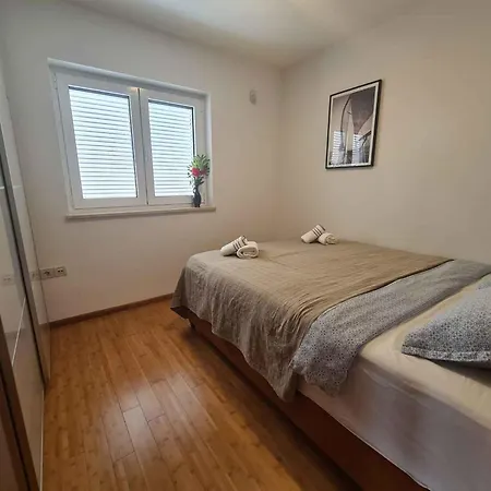 Apartmán In 41208