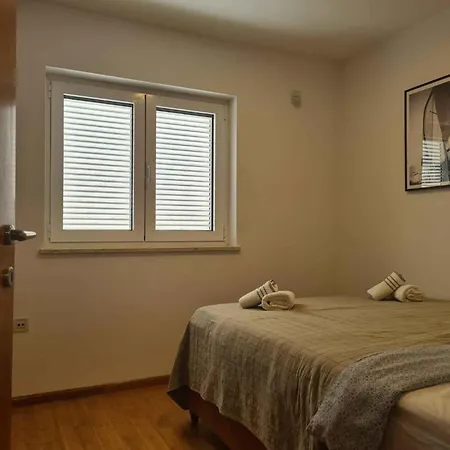 Apartmán In 41208 *