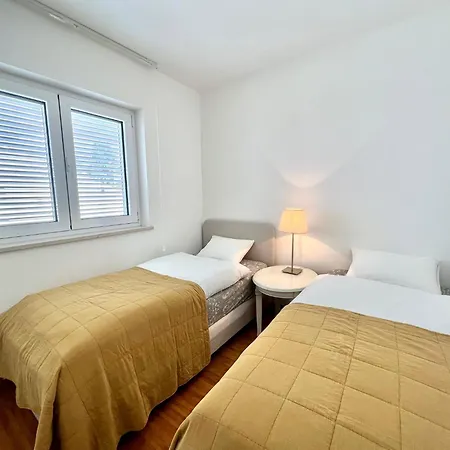 Apartmán In 41208 *
