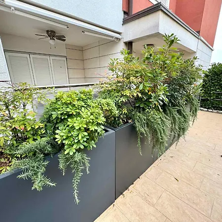 In 41208 Apartament *