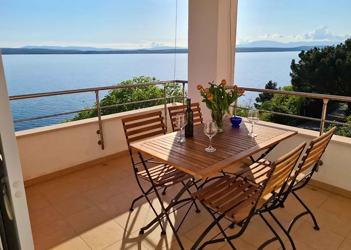 Apartment In 41208 Dramalj
